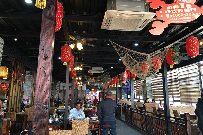 廣東肇慶金利想點(diǎn)就點(diǎn)飲早茶怎么樣？看看他們家的陳年普洱茶